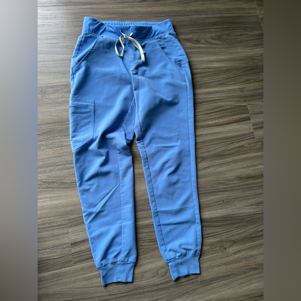 FIGS JOGGER SCRUB PANT- CEIL BLUE